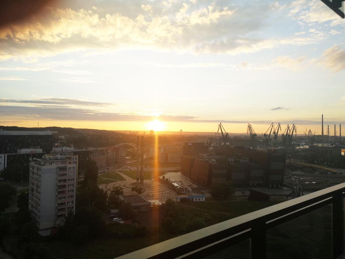 Walowa Tower Apartments Gdansk Ngoại thất bức ảnh